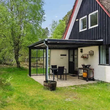 Emilla - 3-8km From The Sea By Interhome *