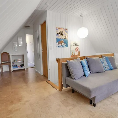 Emilla - 3-8km From The Sea By Interhome