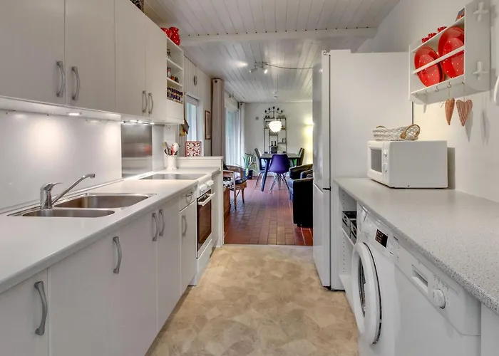 Emilla - 3-8km From The Sea By Interhome بيت للعطل *