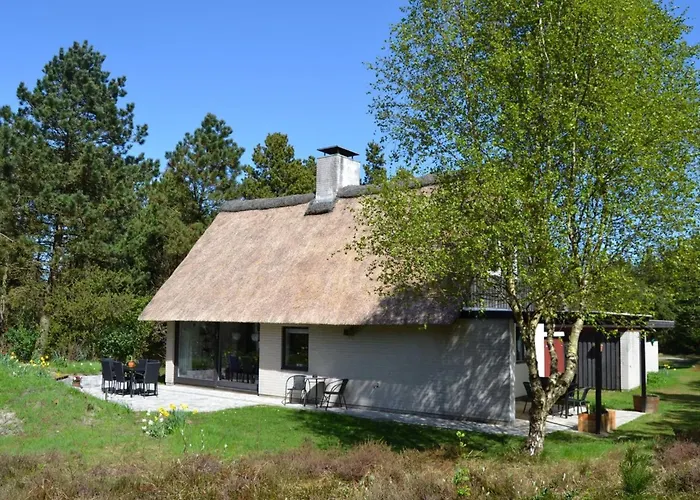 Emilla - 3-8km From The Sea By Interhome Feriehus